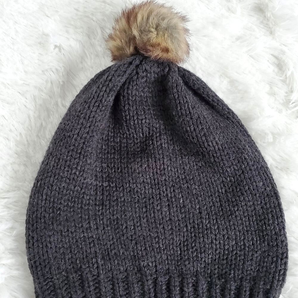 Pom Pom Knit Beanie Hat Winter Warm Dark Gray OSFM